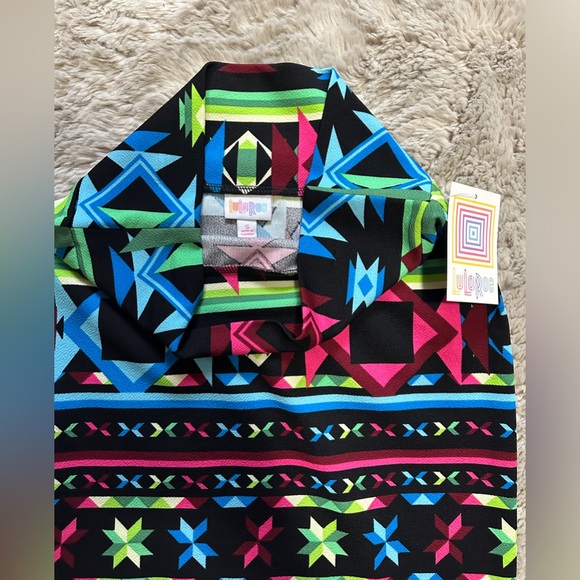 NWT LulaRoe Cassie Pencil Skirt Small - Picture 2 of 4